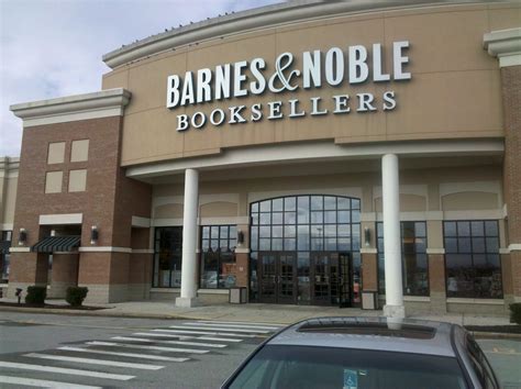 Barnes Noble Close