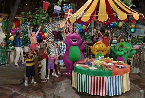 Barney Sing And Dance