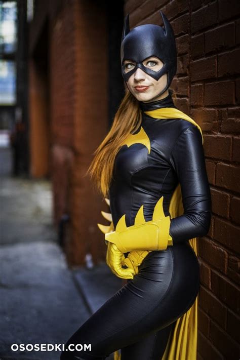 Batgirl Nud