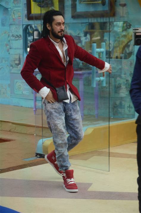 bb rishabh sinha biography