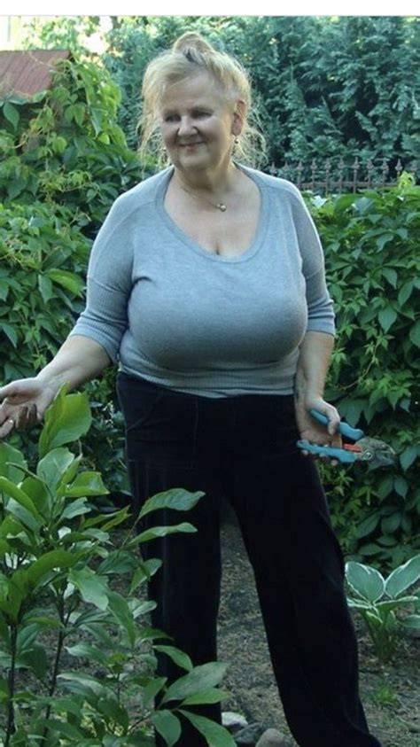 bbw granny nude