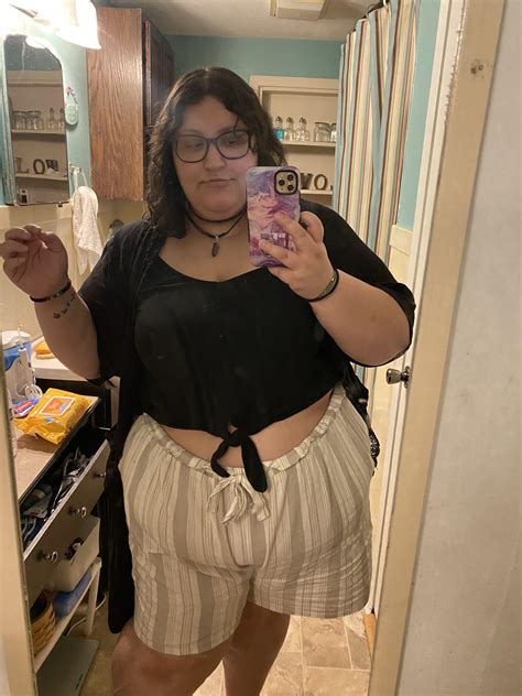 bbw nude selfie