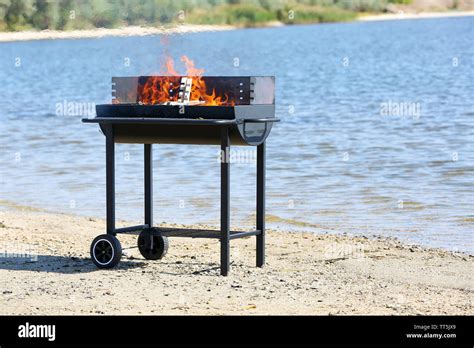 beach bbq grill