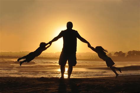 Beach Daddy: A Single Dad Romance