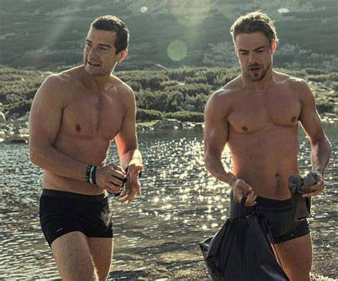 bear grylls nude