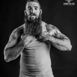 beardsandbellybuttons