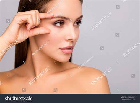 beautiful lady nude
