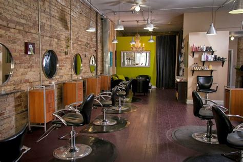 beautyshop in Chicago, IL - YellowBot