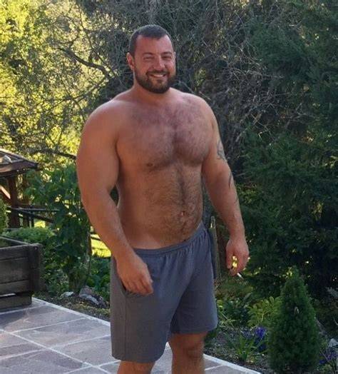 beefy men nude