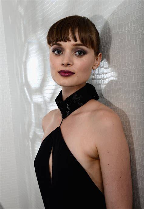 bella heathcote nude
