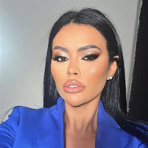 bellasadim nude