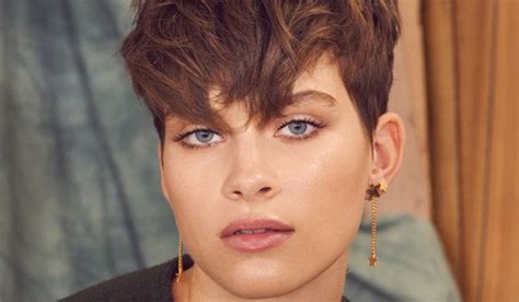 benthe de vries biography