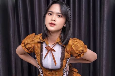 BERAPA UMUR ADEL JKT48：Daftar Lengkap Jikoshoukai 9 Member JKT48 Gen 13, Unik Semua -