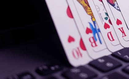 best online poker laptop
