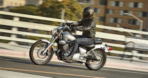 Towering Titans: Best Cruiser Motorcycles for Stature-Blessed Novices
