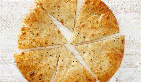 beth naked pizza