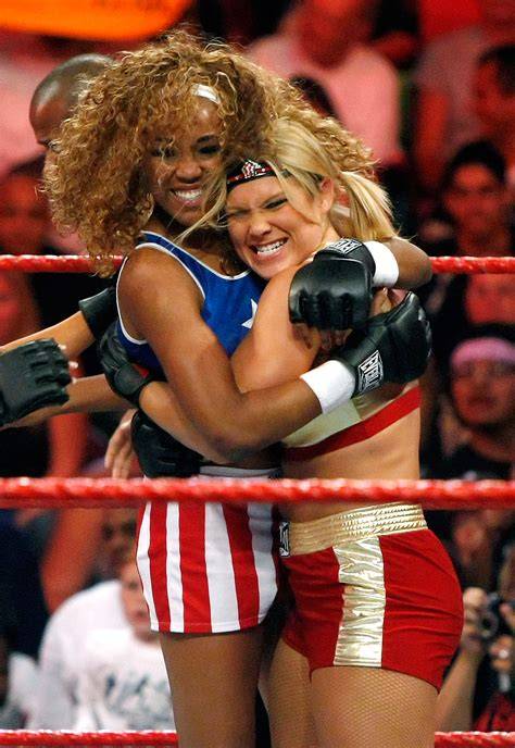 beth phoenix nude