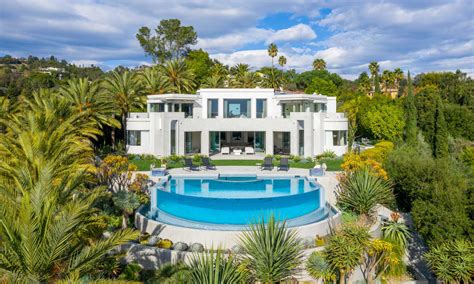 Beverly Hills Luxury Real Estate