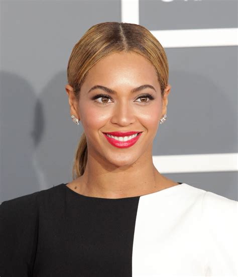 beyonce life bio
