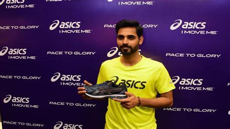 bhuvanesh kumar biography examples