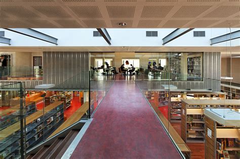 Bibliotheque Le Chesnay