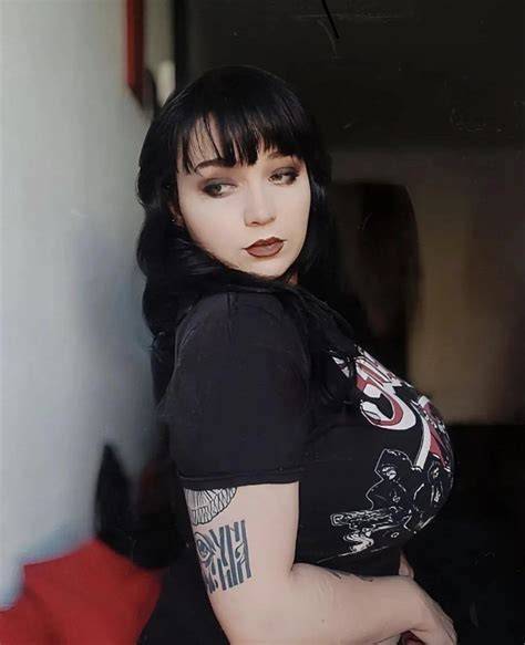 big titty nudes
