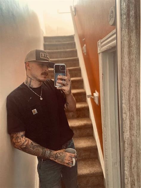 bigarms4me OnlyFans leaked content