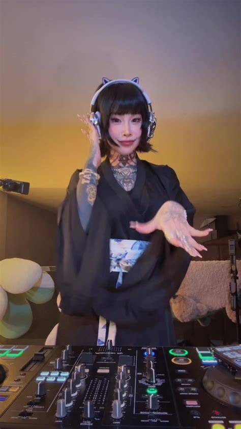 bigcatmia nude