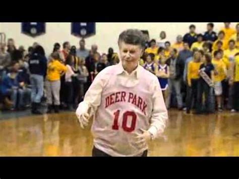 Bill Cunningham Throws