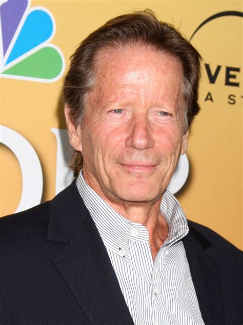 bio of actor peter strauss