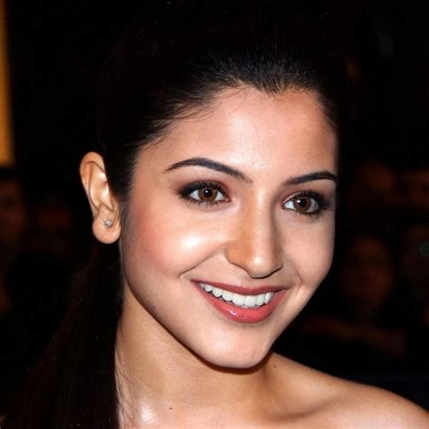 bio of anushka sharma