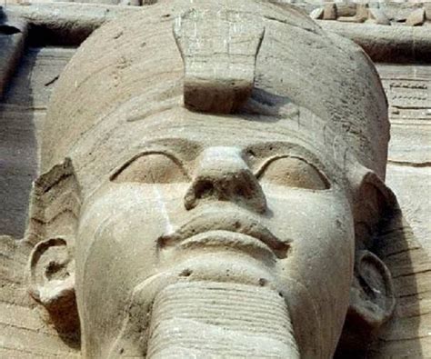 biography about ramses ii children