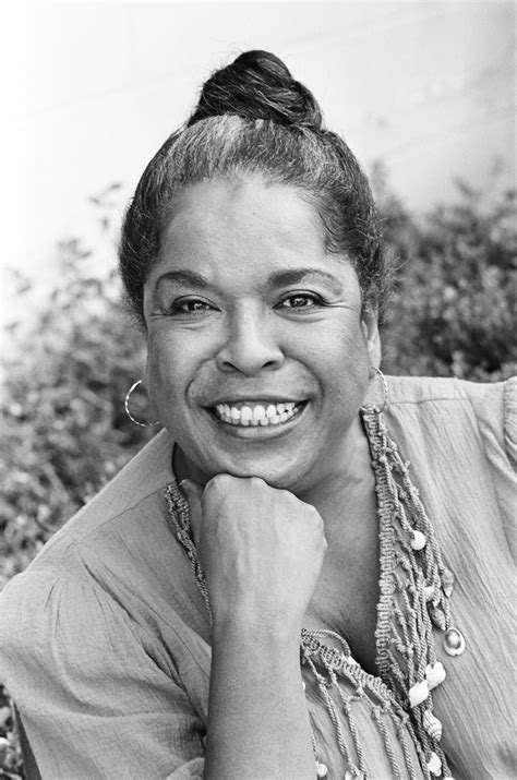 biography della reese