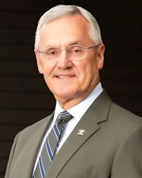 biography jim tressel