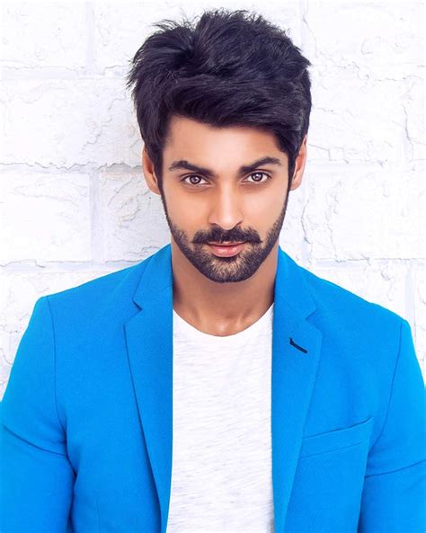 biography karan wahi