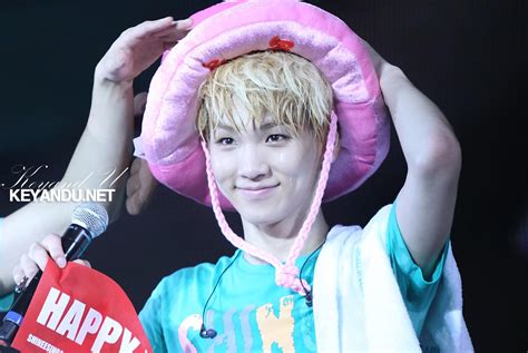 biography key shinee cute dance
