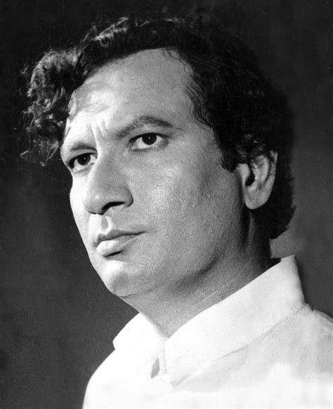 biography of actor vijay anand intuitive