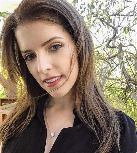 biography of anna kendrick