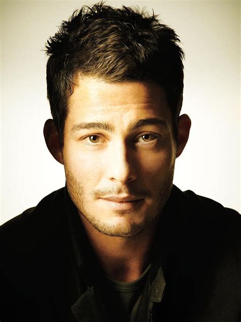 biography of brian hallisay