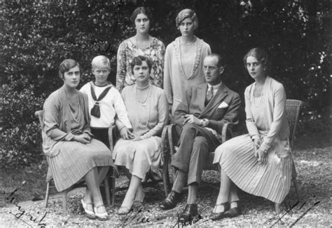 biography of philip mountbatten family