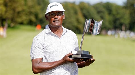 biography of vijay singh