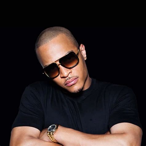 biography on rapper t.i.