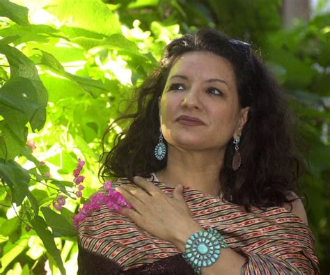 biography sandra cisneros