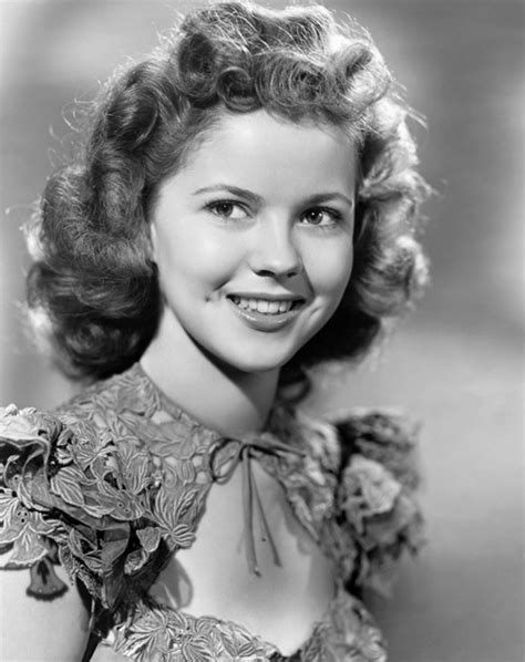 biography shirley temple