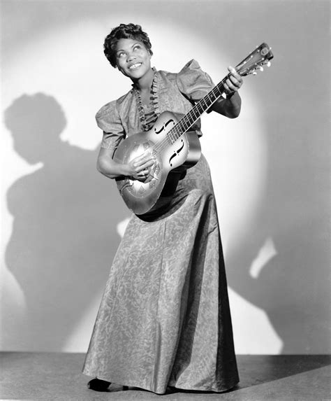 biography sister rosetta tharpe