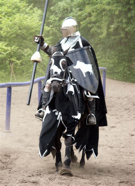 black knights medieval chamber rar