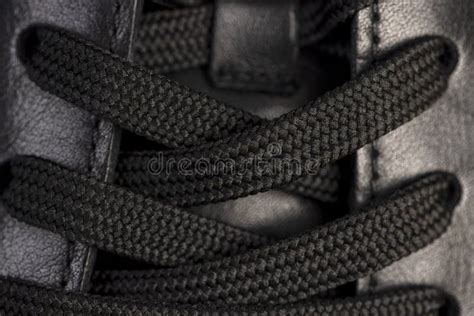 Black Laces Extract