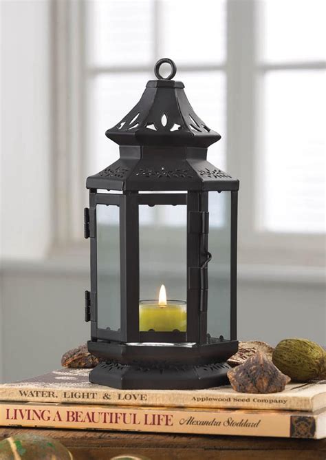 Black Stagecoach Lantern