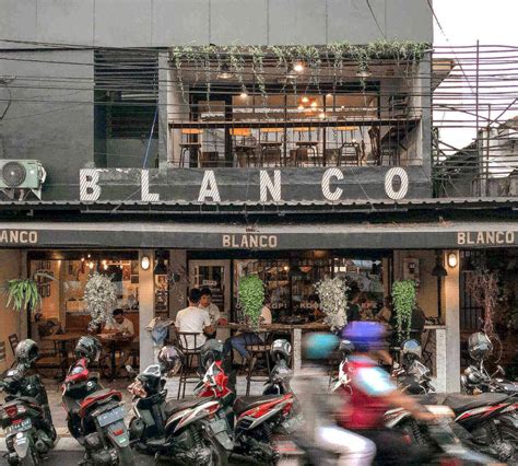 blanco coffee and books | Blanco Cafe