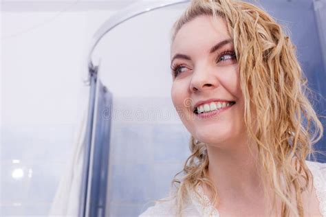blonde shower nude